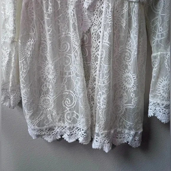 Cupshe Women’s Lace V-Neck swimsuit coverup - white/ivory, OSFM - Picture 3 of 5